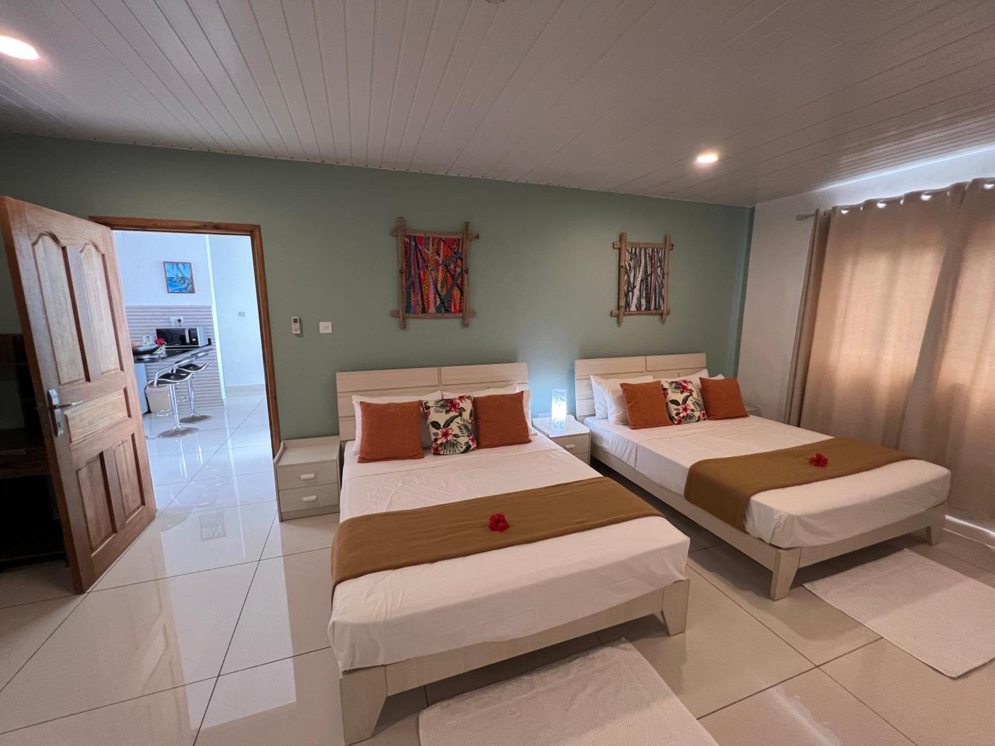 Apartament Creole Pearl Self-Catering Victoria Zewnętrze zdjęcie